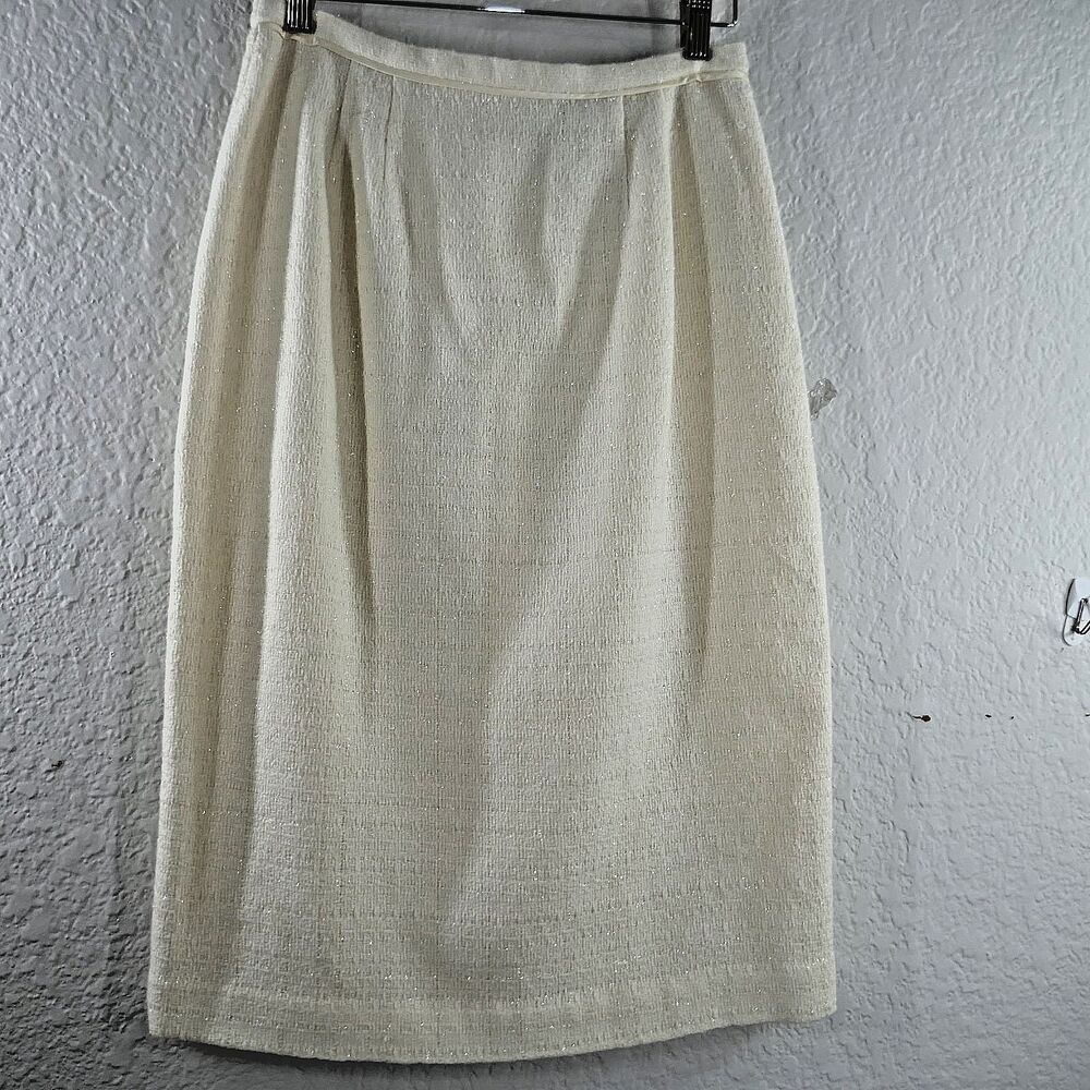 Adrianna Papell Skirt Size 6 Lined Off-White Color Textured Metallic